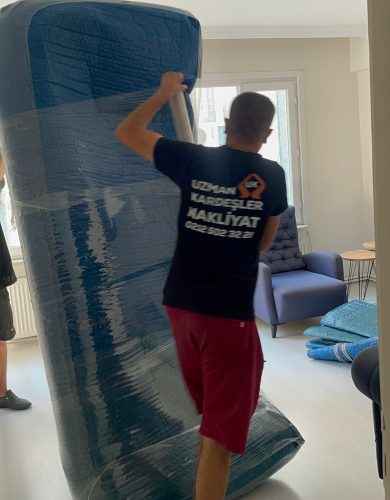 evden-eve-nakliye-esya-paketleme Evden Eve taşımacılık şirketi paketleme ve ambalajlama hizmeti.